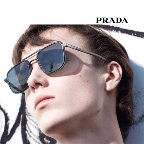 prada uomo occhiali da sole novità 2018|farfetch occhiali di prada.